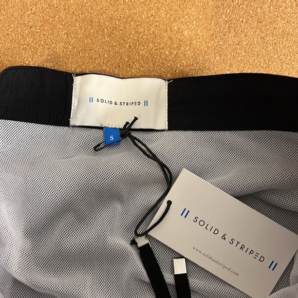 SOLID & STRIPED THE CHARLIE SHORT BLACK UNISEX - Picture 5 of 16